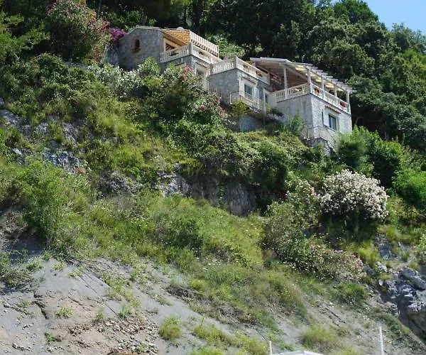 La Petra - Boutique 4*